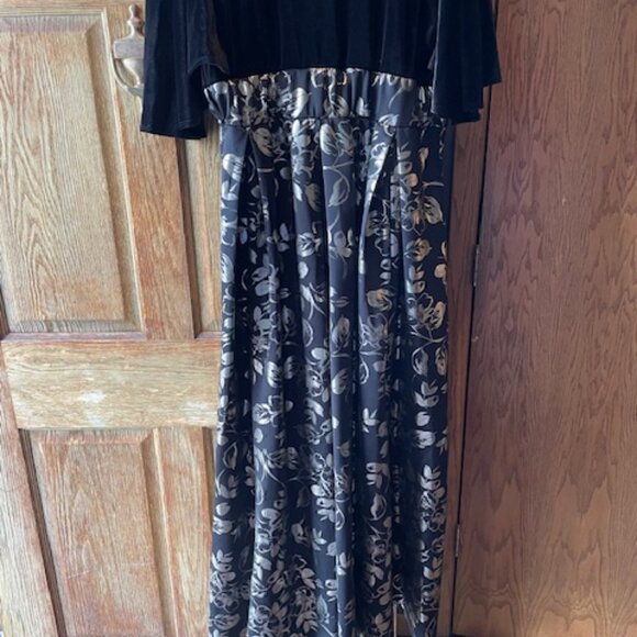 Kiyonna 4X 26-28 Black Gold Metallic Radiant Opulence Evening Gown - Picture 4 of 6